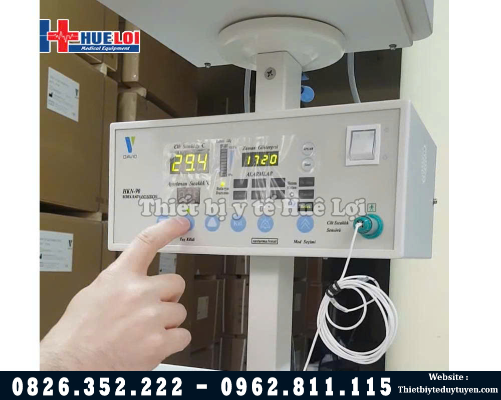 điều khiển giường sưởi trẻ sơ sinh