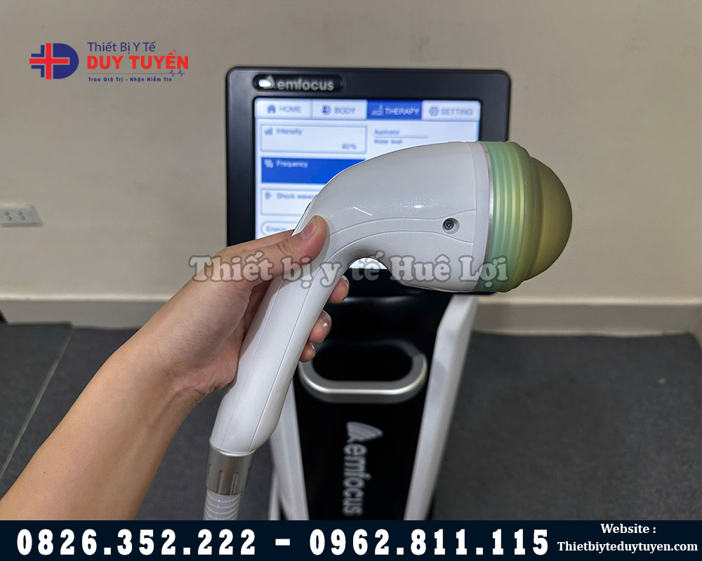 tay cầm máy xung kích hội tụ